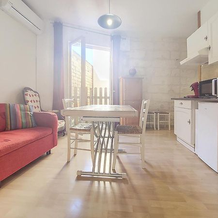 Studio Climatise Corps Saints Apartment Avignon Ngoại thất bức ảnh